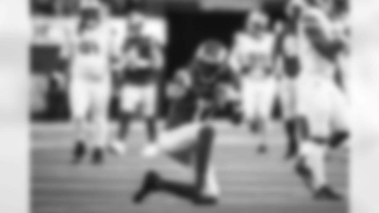 The Los Angeles Rams take on the Detroit Lions in week 15 of the 2025 NFL regular season.