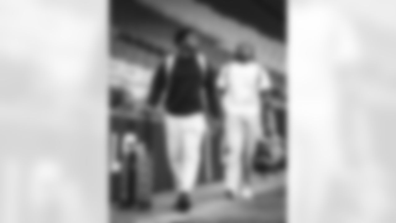 31 CB Darious Williams arrives at State Farm Stadium for today's game against the Cardinals