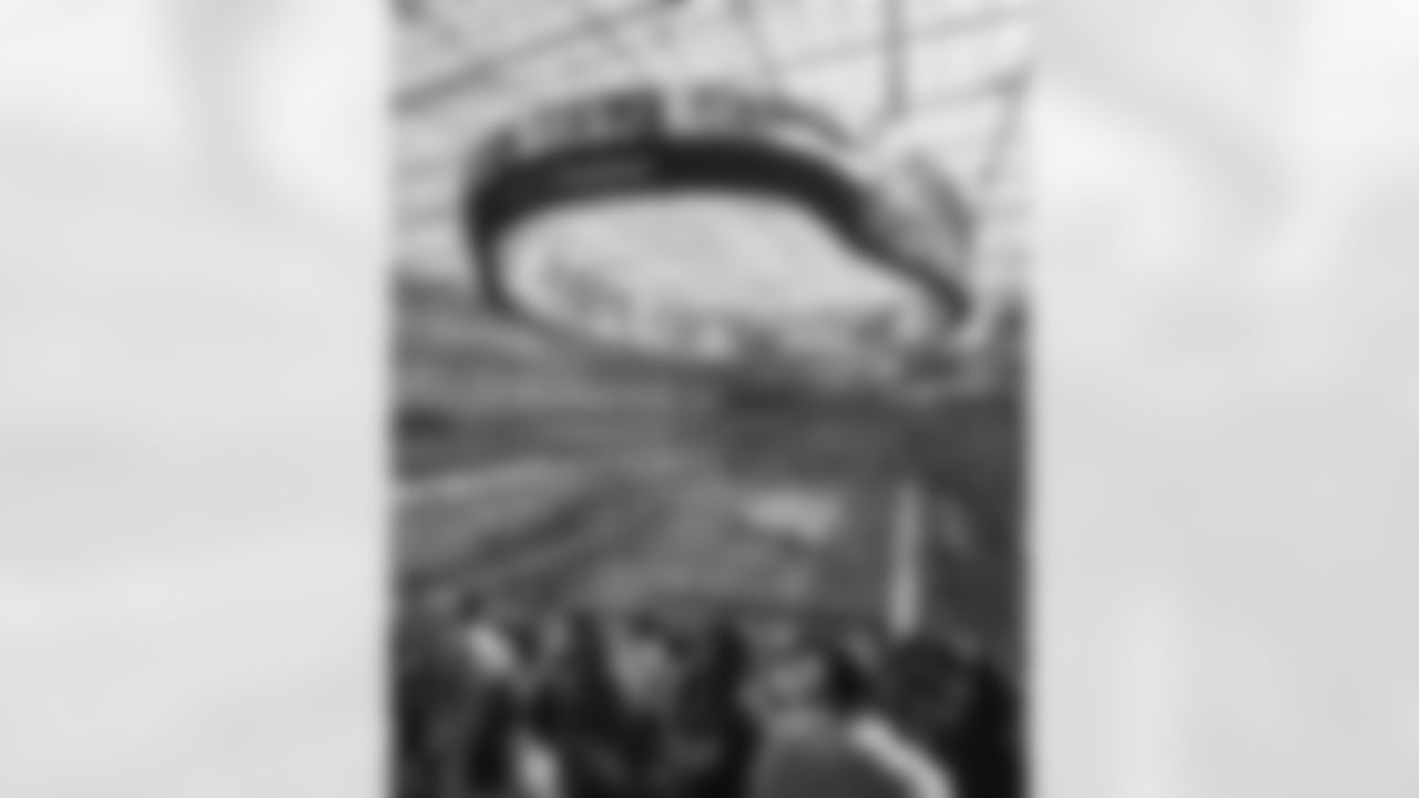 The Los Angeles Rams take on the Detroit Lions in week 15 of the 2025 NFL regular season.