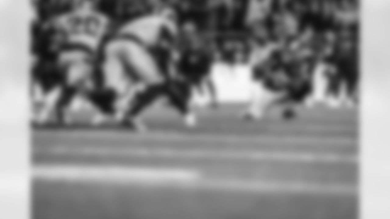 The Los Angeles Rams take on the Seattle Seahawks in week 16 of the 2025 NFL regular season.