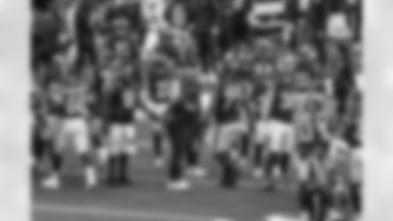 The Los Angeles Rams take on the Arizona Cardinals at SoFi Stadium in Week 18 of the 2025 season.