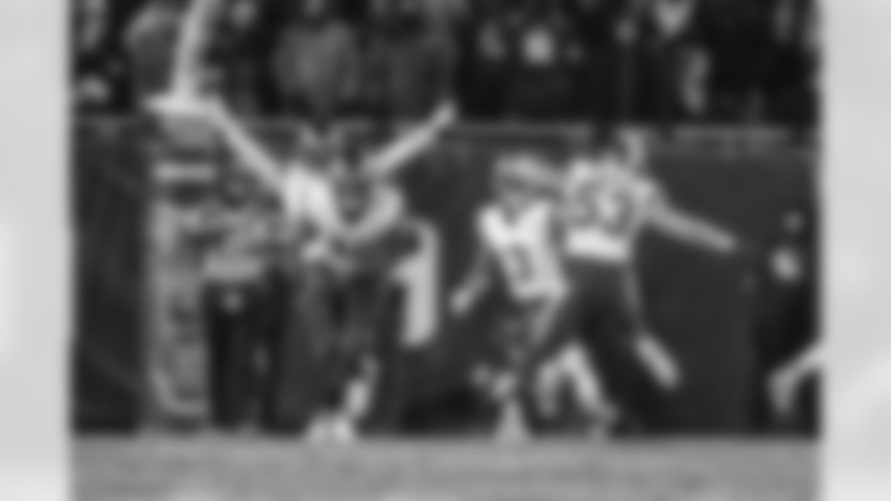 The Los Angeles Rams take on the Chicago Bears in the divisional round of the 2025 NFL Playoffs.