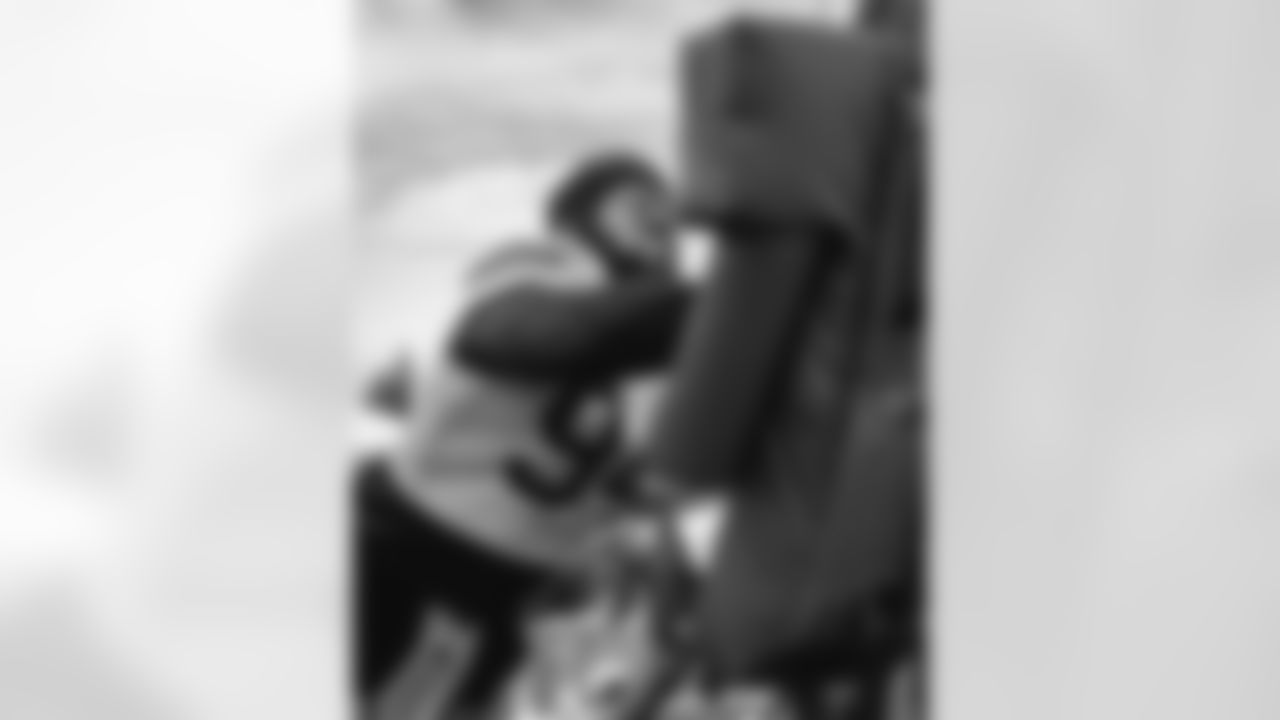 E_TOW14157