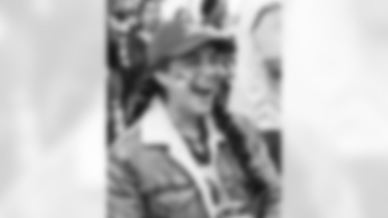 The Los Angeles Rams take on the Arizona Cardinals in week 18 of the 2025 NFL regular season.