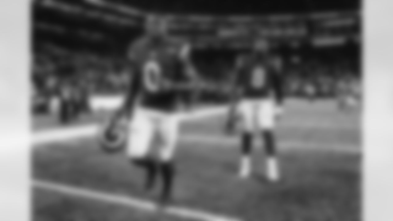 The Los Angeles Rams take on the Seattle Seahawks in week 16 of the 2025 NFL regular season.