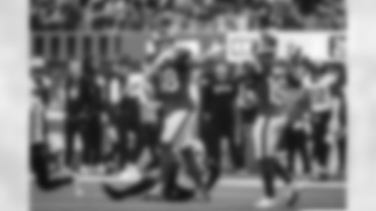 The Los Angeles Rams take on the New Orleans Saints in week 9 of the 2025 NFL regular season.