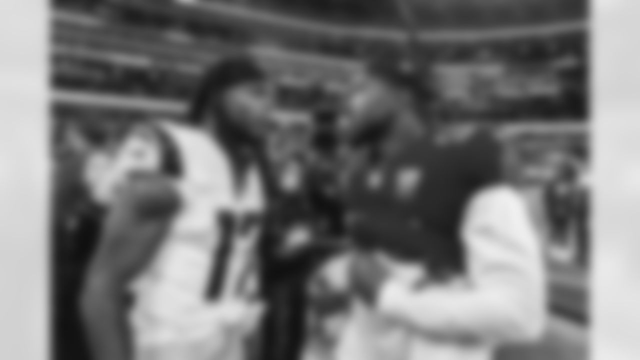 The Los Angeles Rams take on the Tampa Bay Buccaneers in week 12 of the 2025 NFL regular season.