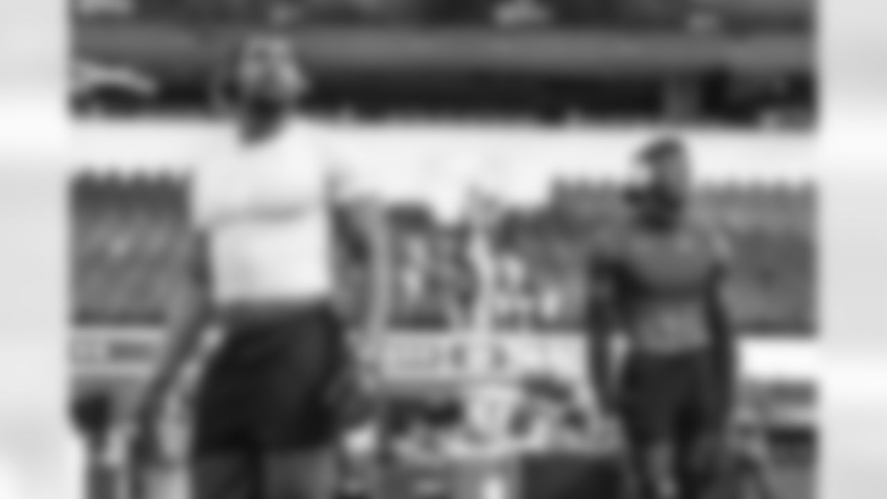 The Los Angeles Rams take on the Detroit Lions in week 15 of the 2025 NFL regular season.