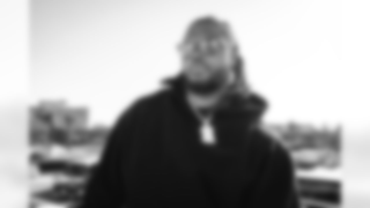 DE Larrell Murchison travels to Seattle for Sunday's NFC Championship game