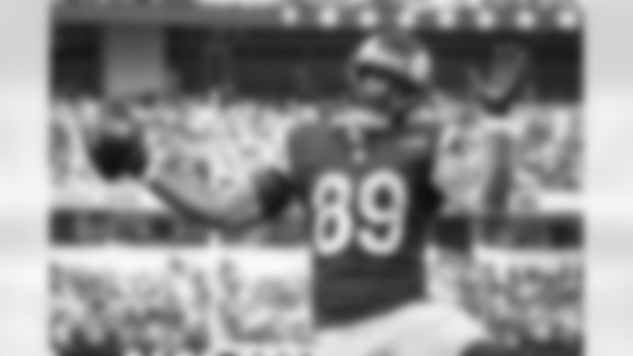 The Los Angeles Rams take on the New Orleans Saints in week 9 of the 2025 NFL regular season.