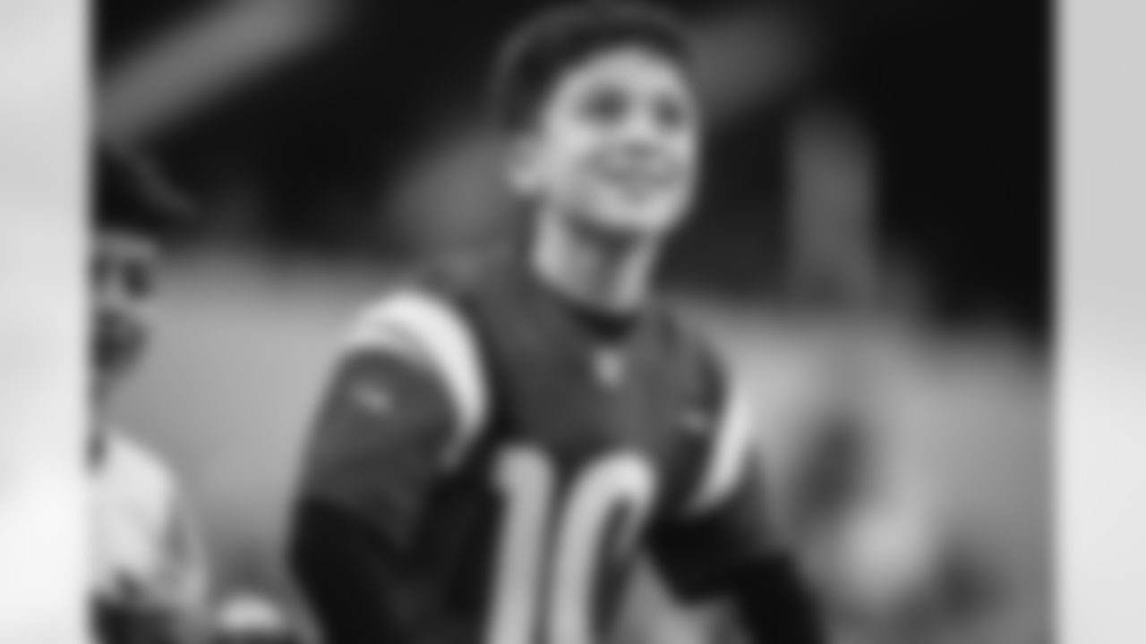 E_260104_Rams_vs_Cardinals_TE_413