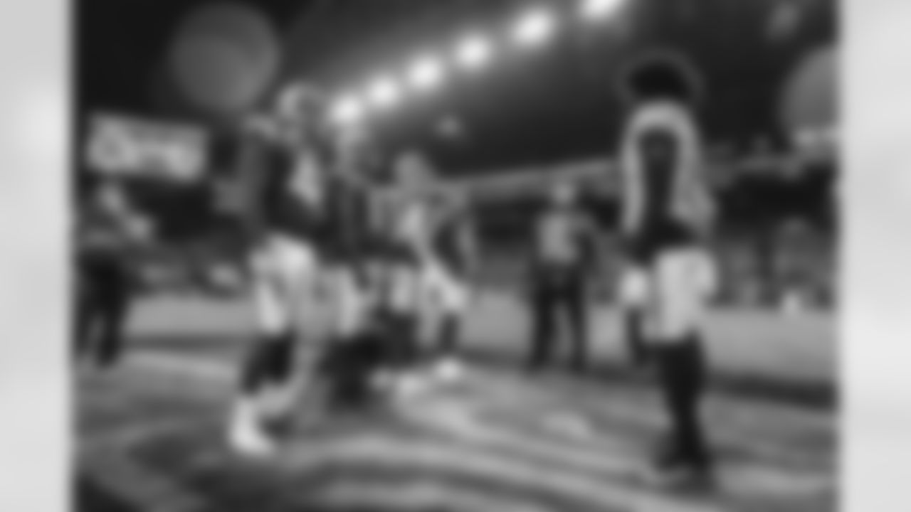 The Los Angeles Rams take on the Seattle Seahawks in week 16 of the 2025 NFL regular season.