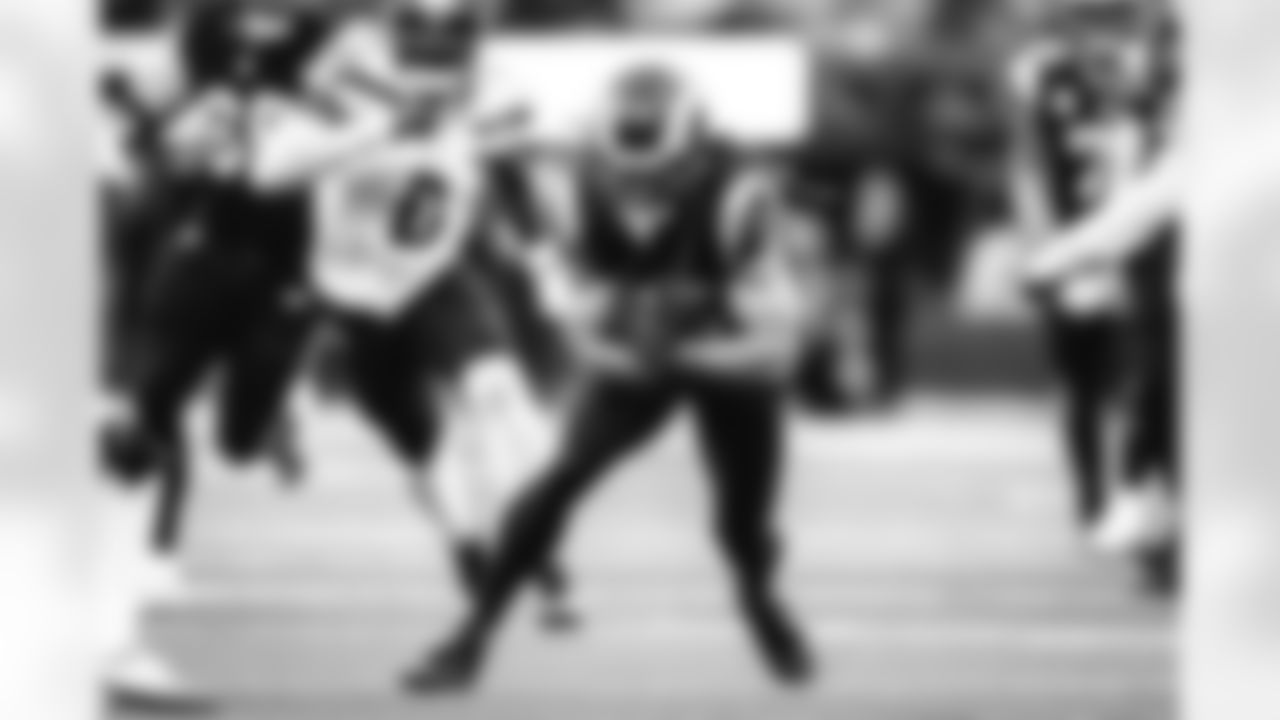 The Los Angeles Rams take on the Seattle Seahawks in week 11 of the 2025 NFL regular season.