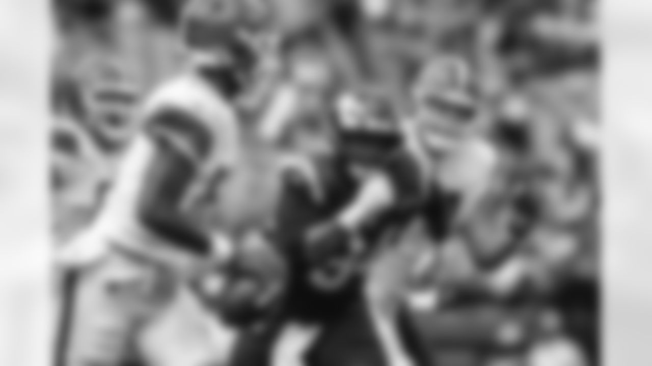 The Los Angeles Rams take on the Cleveland Browns in week 3 of the 2025 NFL preseason.