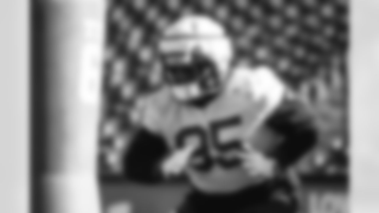 E_251015_Regular_Season_Week7_Practice_AD_0335