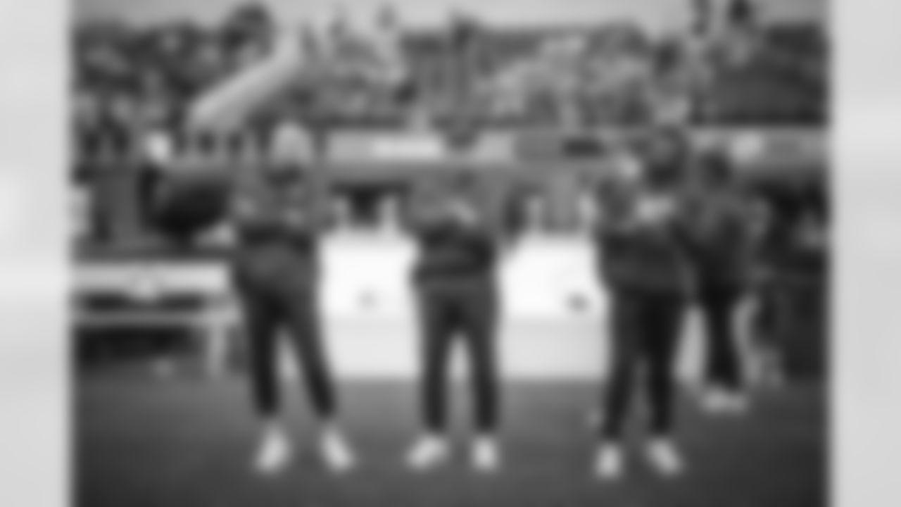 The Los Angeles Rams take on the Arizona Cardinals at SoFi Stadium in Week 18 of the 2025 season.