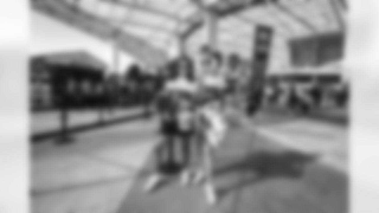 The Los Angeles Rams take on the Detroit Lions in week 15 of the 2025 NFL regular season.