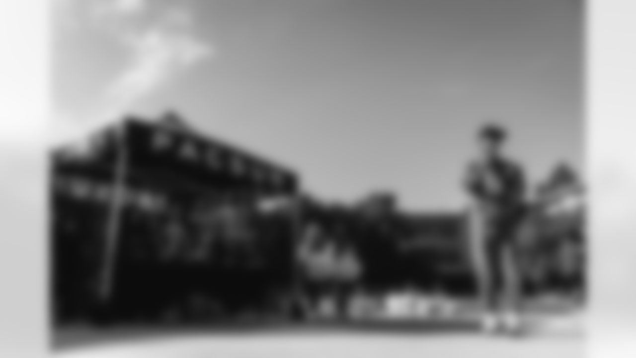 251219_Pacsun_Loads_Of_Love_RH_00055