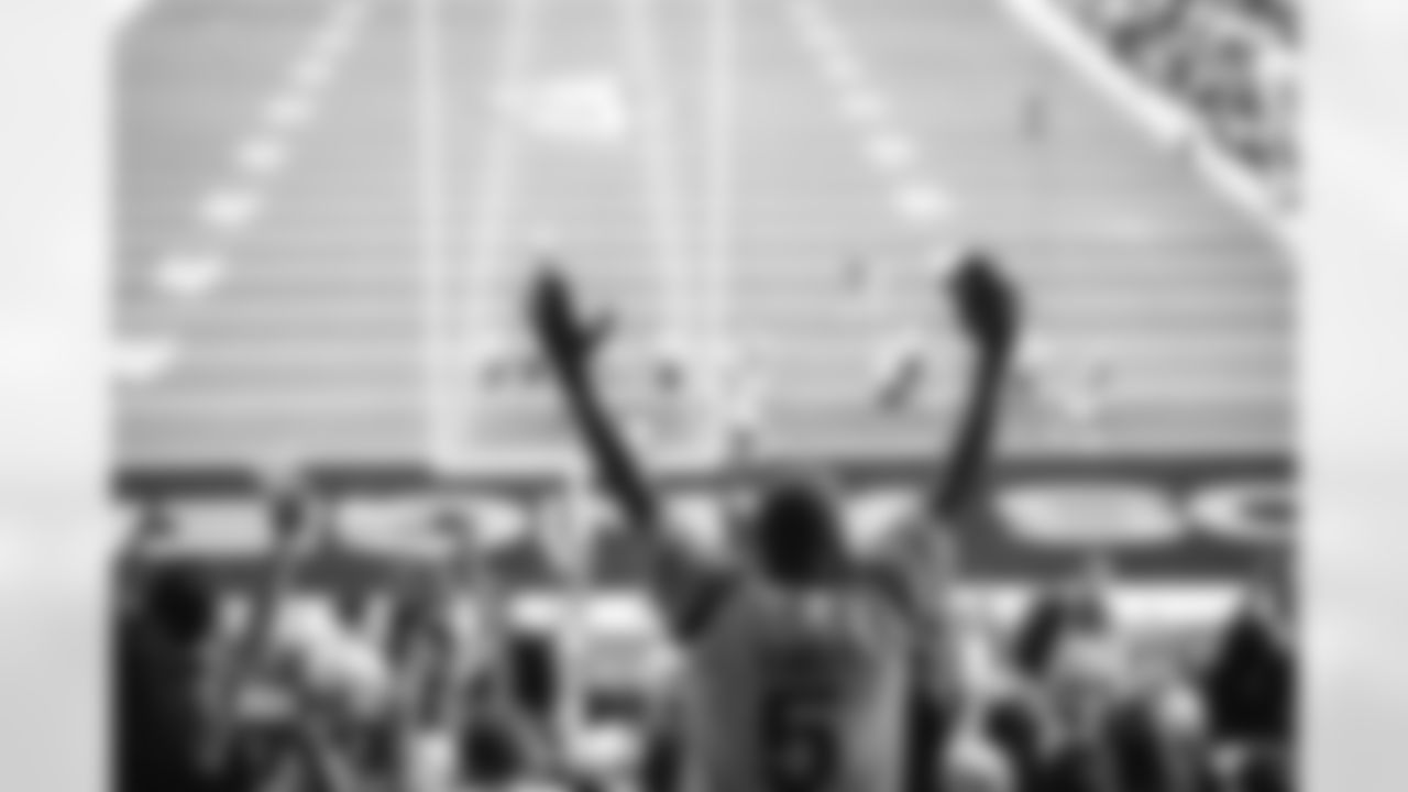 The Los Angeles Rams take on the New Orleans Saints in week 9 of the 2025 NFL regular season.