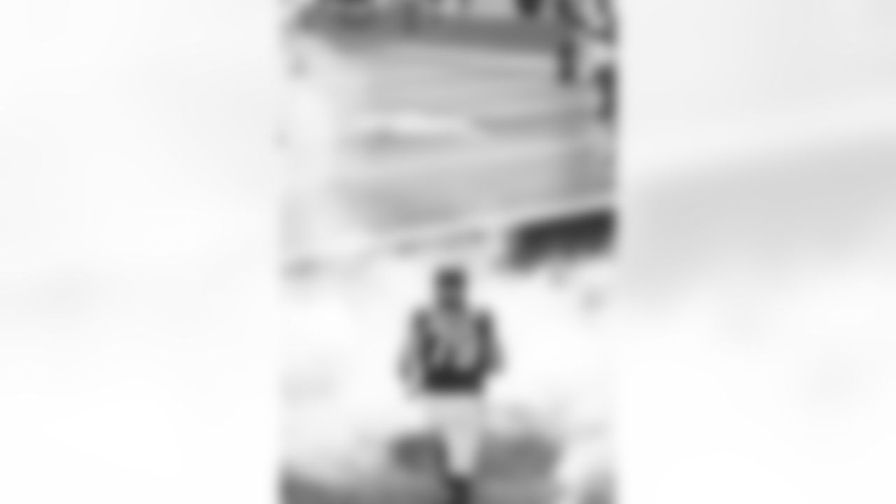 The Los Angeles Rams take on the San Francisco 49ers during Week 8 of the 2022 NFL regular season.