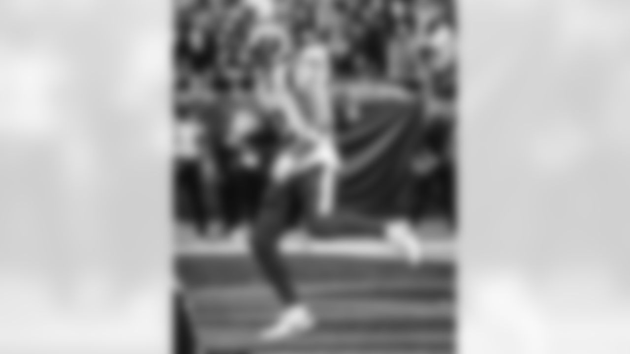 The Los Angeles Rams take on the Carolina Panthers in the wild card round of the 2025 NFL post season.