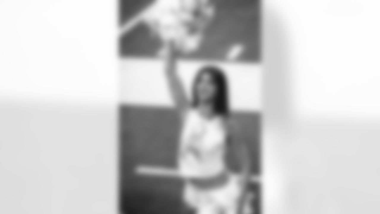 The Los Angeles Rams take on the New Orleans Saints in week 9 of the 2025 NFL regular season.