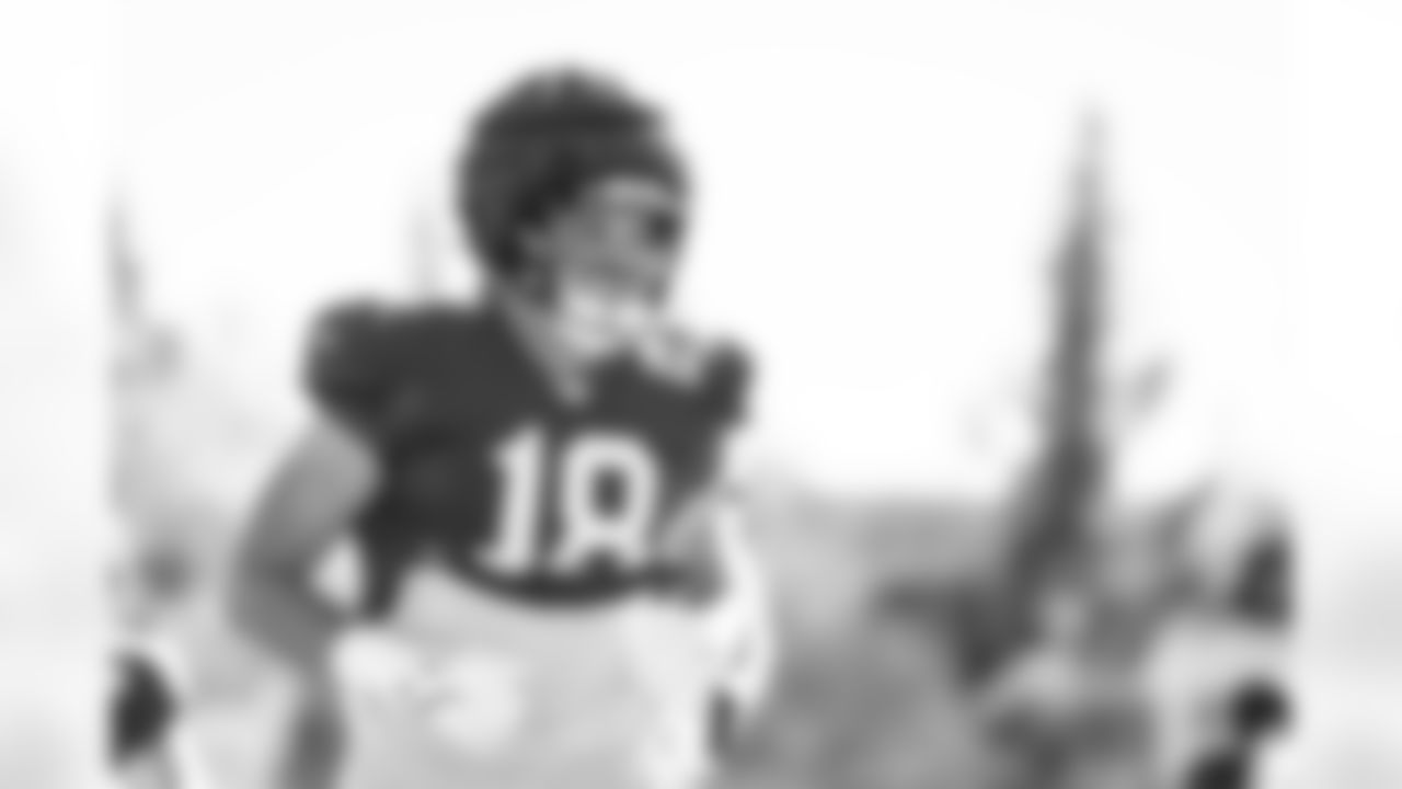 E_251204_Regular_Season_Week14_Practice_BT_00194