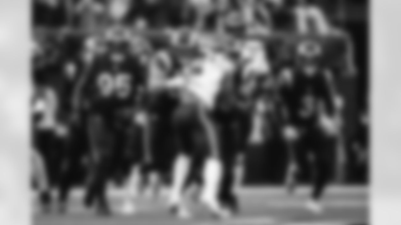 The Los Angeles Rams take on the Seattle Seahawks in week 11 of the 2025 NFL regular season.