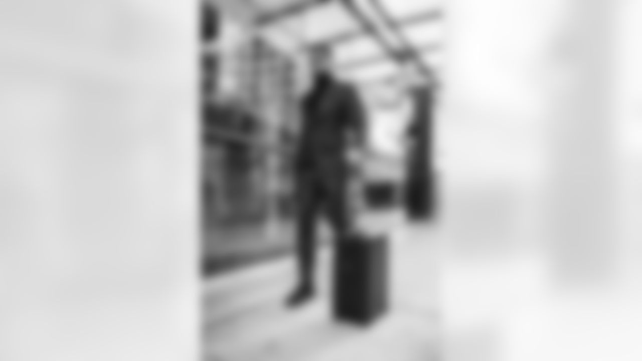 38 TE Nick Vannett travels to Lumen Field for today's NFC Championship game against the Seahawks