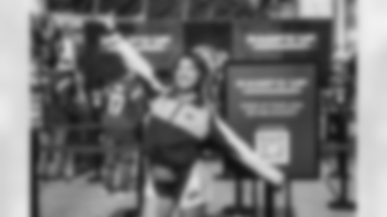 The Los Angeles Rams take on the Detroit Lions in week 15 of the 2025 NFL regular season.