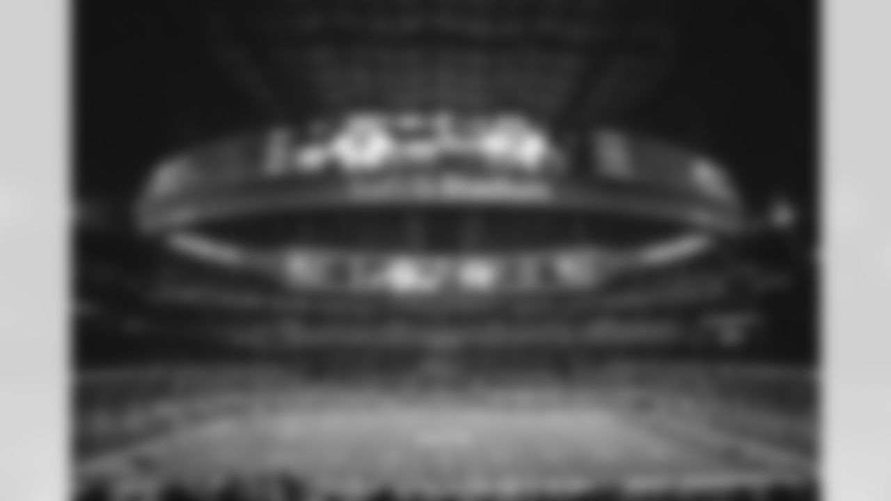 The Los Angeles Rams take on the Buffalo Bills during Week 1 of the 2022 Regular Season.