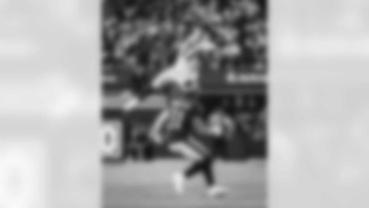 The Los Angeles Rams take on the Tampa Bay Buccaneers in week 12 of the 2025 NFL regular season.