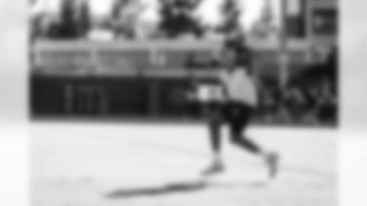 E_251204_Regular_Season_Week14_Practice_BT_00341