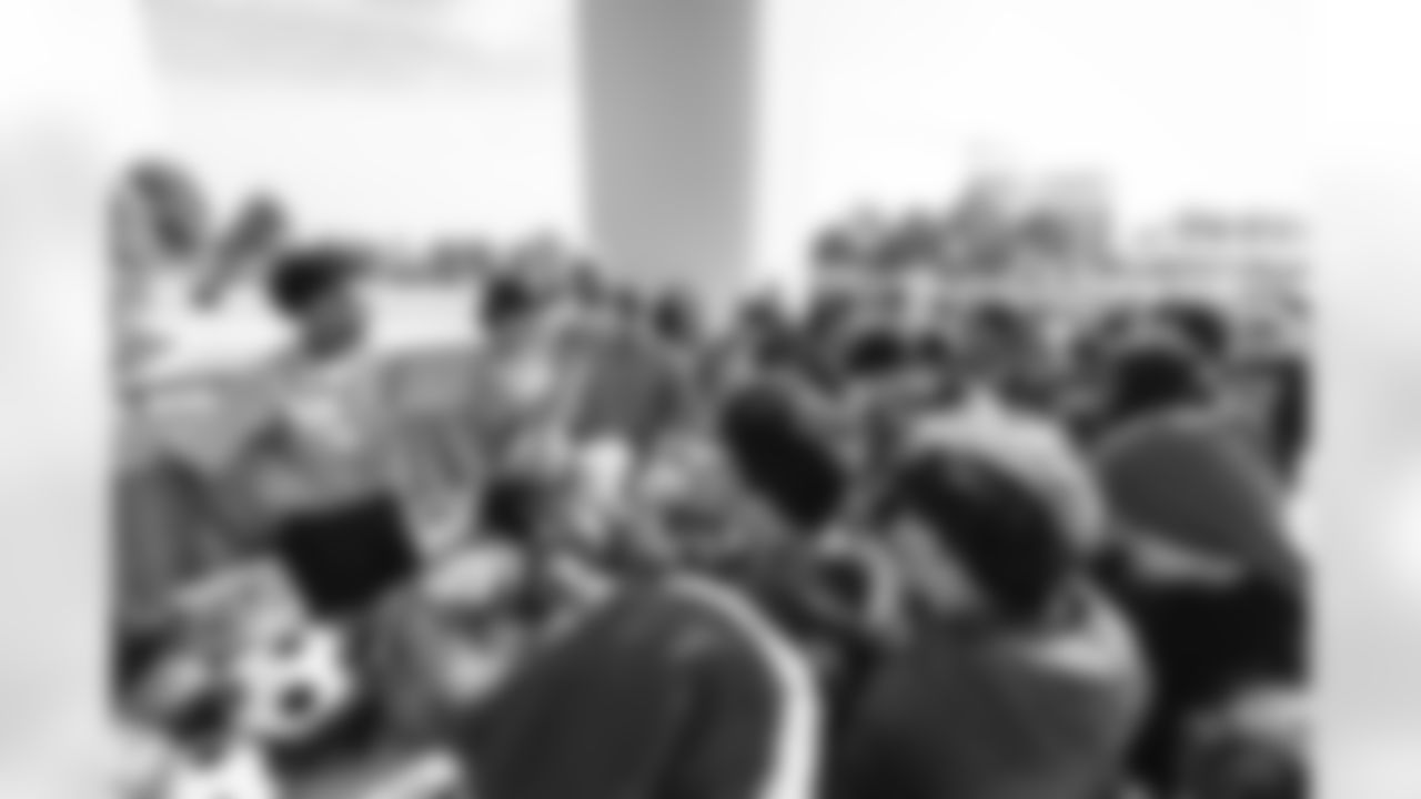 E_251222_Spark_Of_Love_Toy_Drive_AD_1224