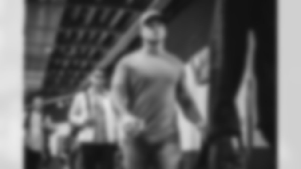 51 ILB Troy Reeder arrives at Levi's Stadium for today's matchup against the 49ers