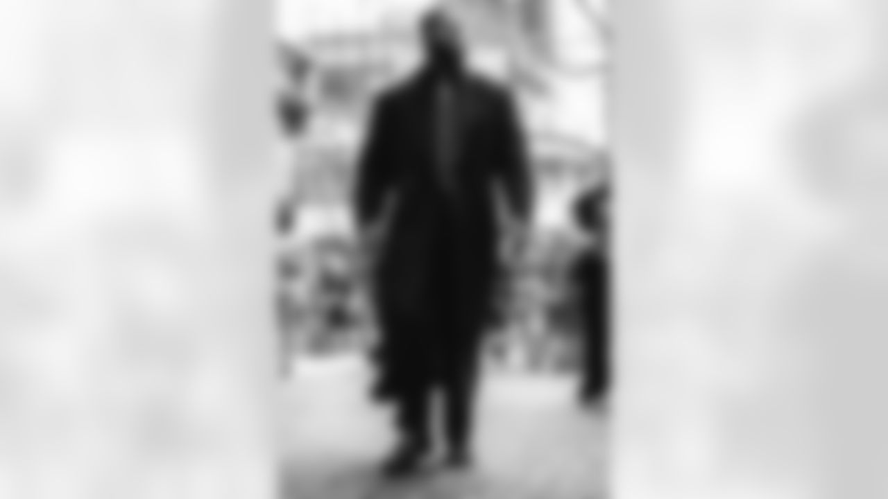 The Los Angeles Rams take on the Carolina Panthers in the wild card round of the 2025 NFL post season.