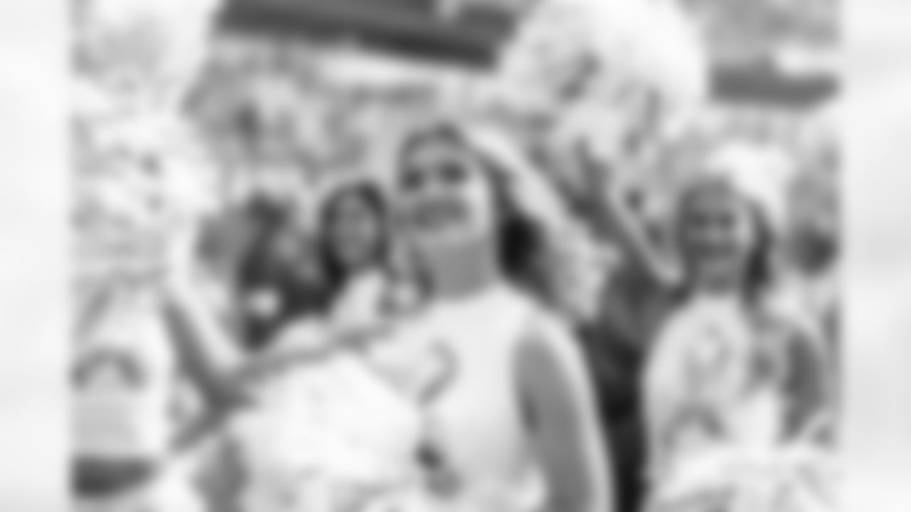 The Los Angeles Rams take on the New Orleans Saints in week 9 of the 2025 NFL regular season.