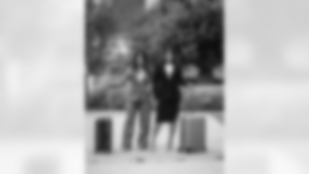 The Los Angeles Rams take on the Detroit Lions in week 15 of the 2025 NFL regular season.