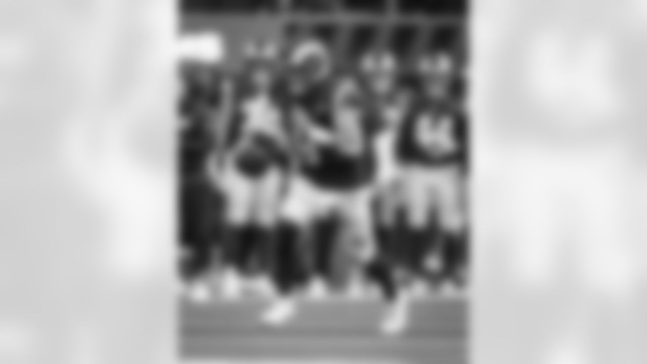 The Los Angeles Rams take on the Detroit Lions in week 15 of the 2025 NFL regular season.