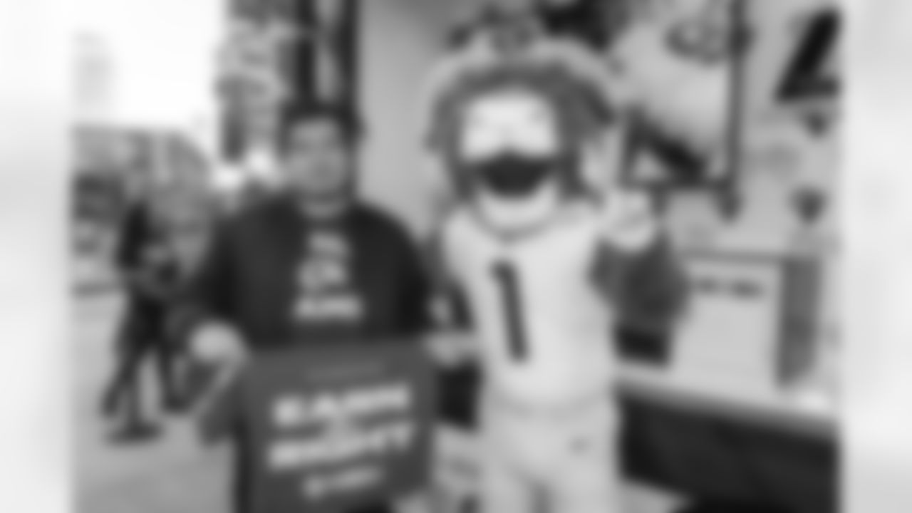 E_260116_Experiential_Playoffs_Activation_RH_0007