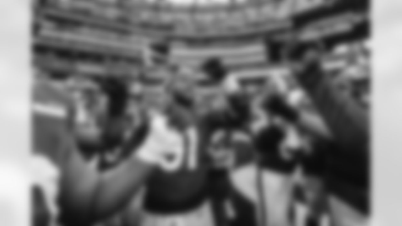 The Los Angeles Rams take on the Arizona Cardinals in week 18 of the 2025 NFL regular season.