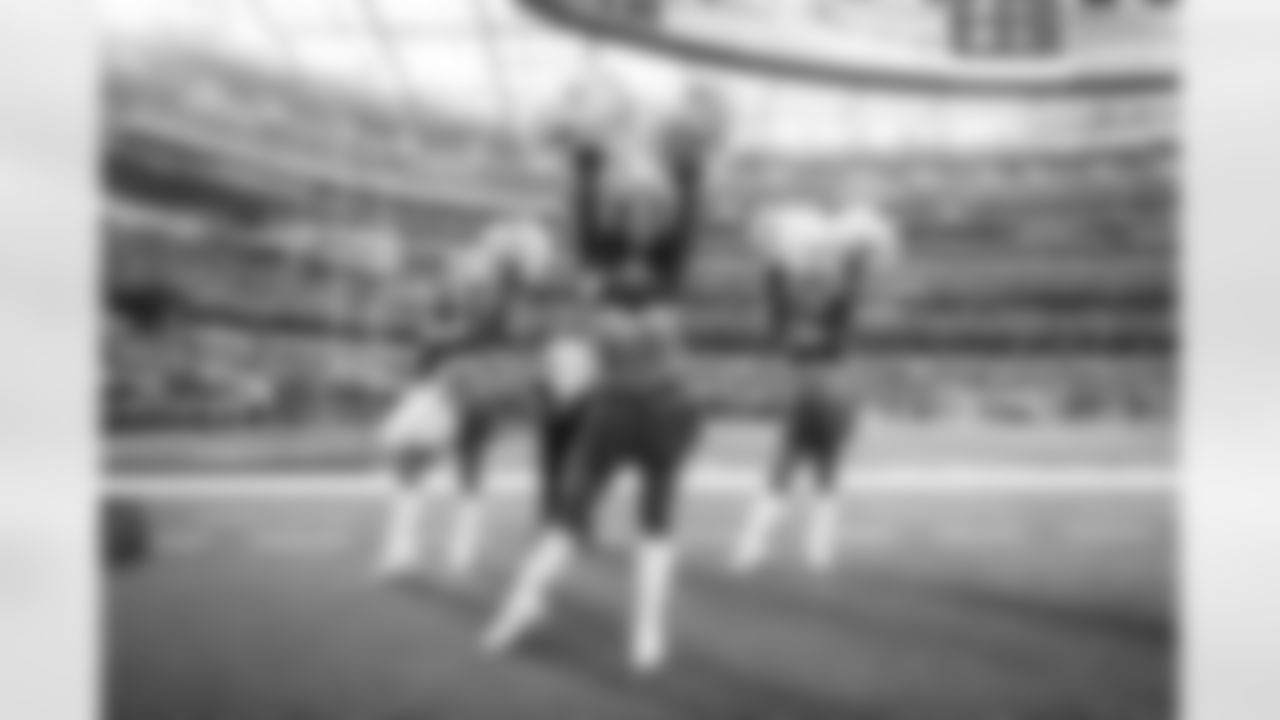 The Los Angeles Rams take on the Detroit Lions in week 15 of the 2025 NFL regular season.