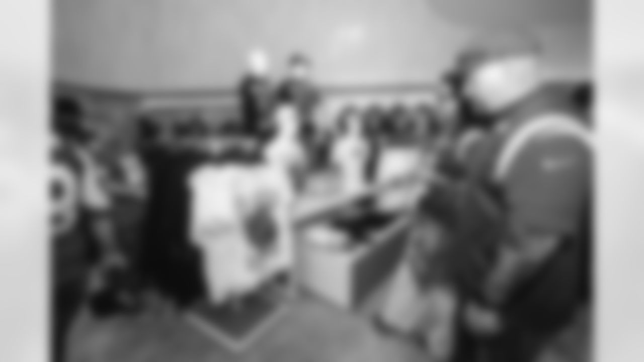 The Los Angeles Rams take on the Detroit Lions in week 15 of the 2025 NFL regular season.