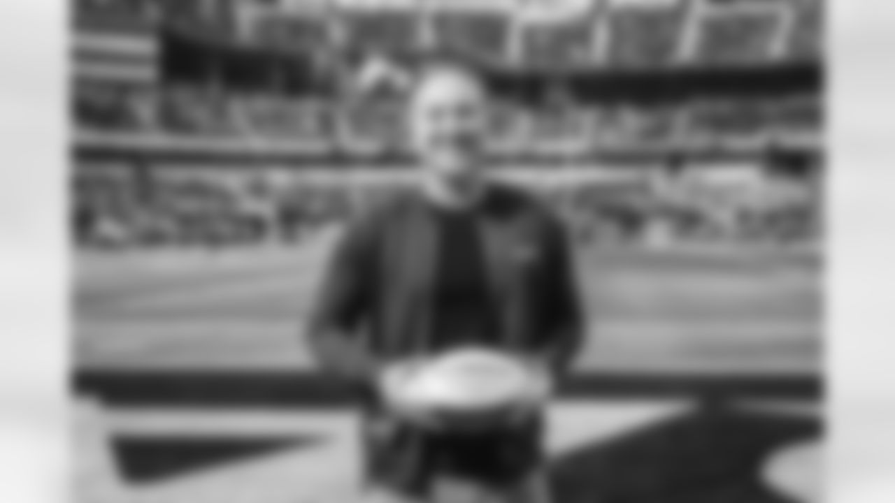 The Los Angeles Rams take on the New Orleans Saints in week 9 of the 2025 NFL regular season.