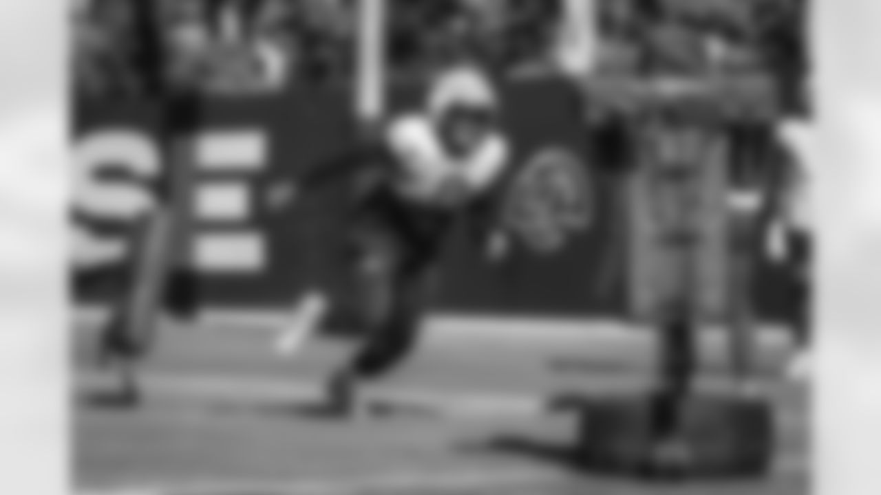 251030_Regular_Season_Week9_Practice_BT_0025