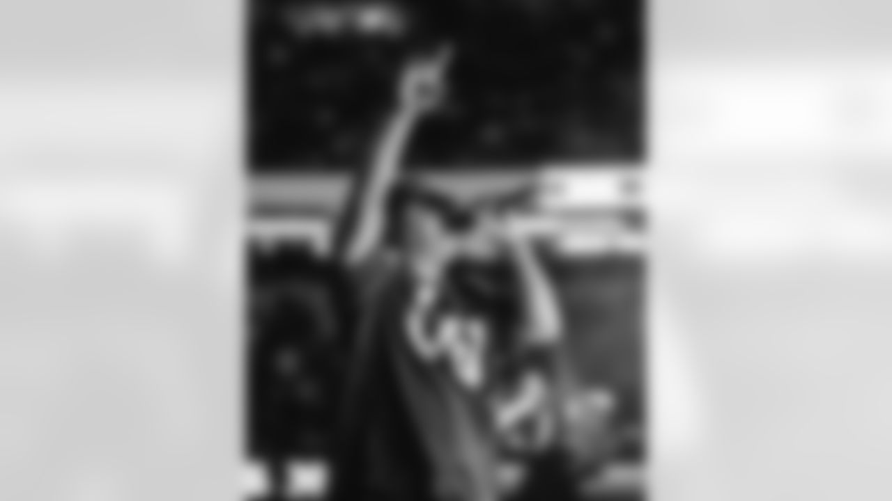 The Los Angeles Rams take on the Tampa Bay Buccaneers in week 12 of the 2025 NFL regular season.