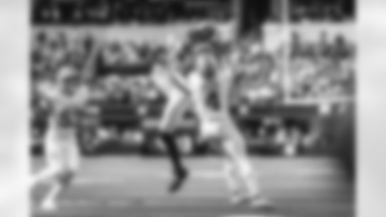 The Los Angeles Rams take on the Detroit Lions in week 15 of the 2025 NFL regular season.