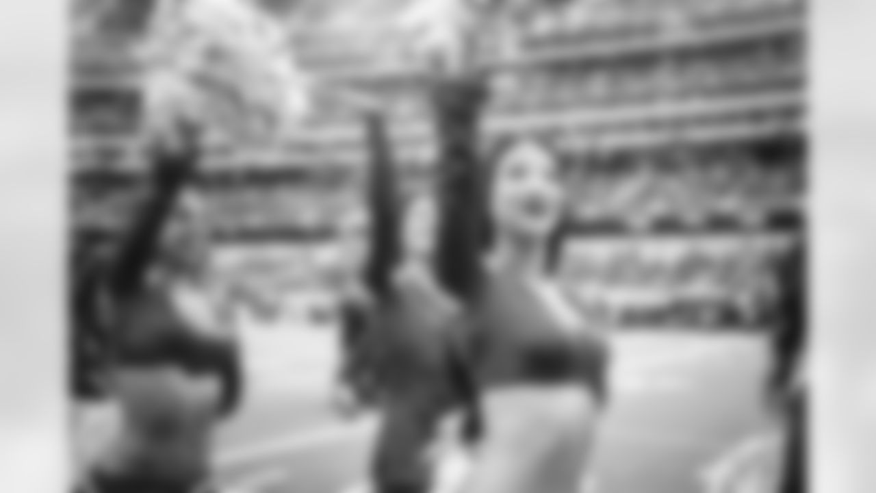 The Los Angeles Rams take on the Arizona Cardinals at SoFi Stadium in Week 18 of the 2025 season.