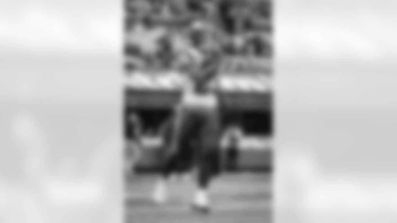 The Los Angeles Rams take on the Carolina Panthers in the wild card round of the 2025 NFL post season.