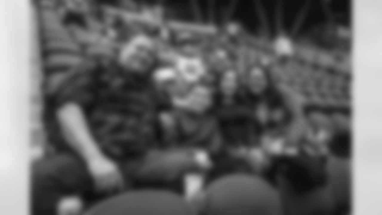 The Los Angeles Rams take on the Arizona Cardinals at SoFi Stadium in Week 18 of the 2025 season.